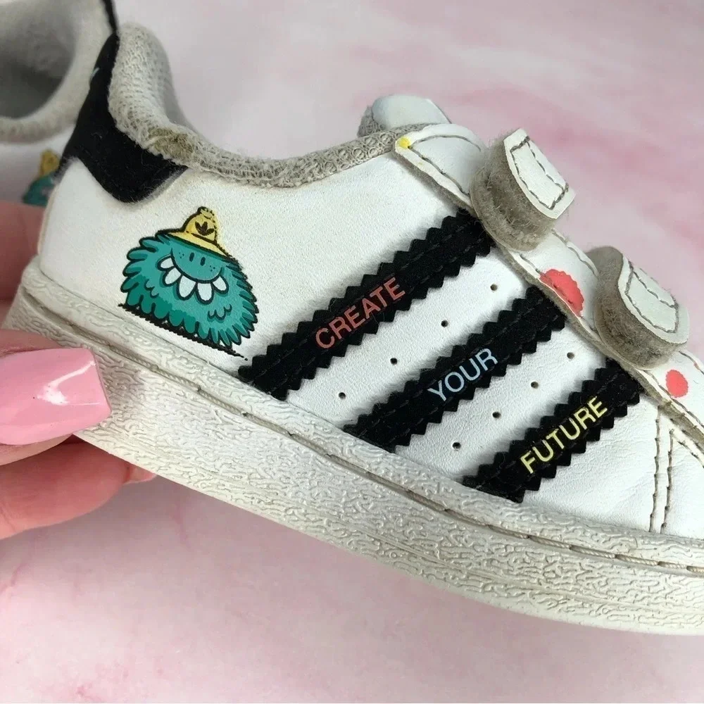 Adidas x Kevin Lyons sneakers‎ Superstar Monster Art size 4 infant